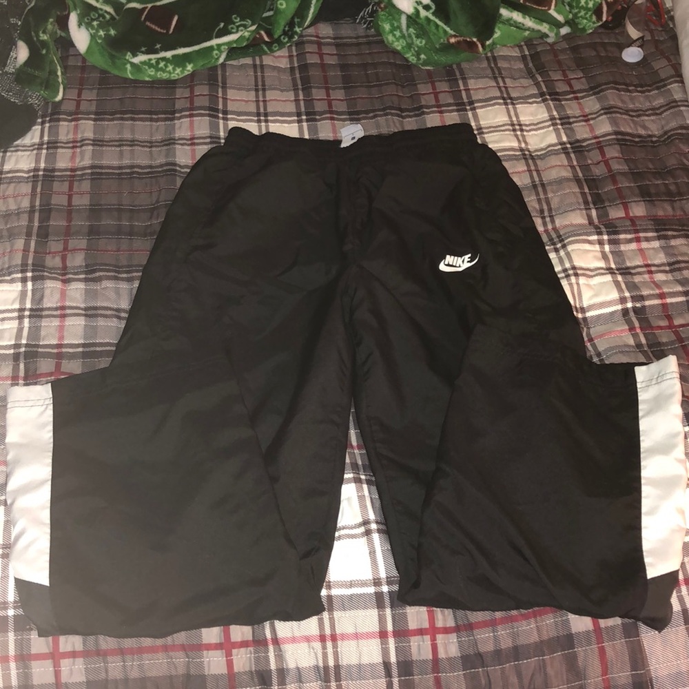 Nike Windbreaker pants